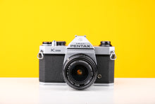 Load image into Gallery viewer, Pentax K1000 35mm Film Camera with SMC Pentax M 28mm f/3.5 Prime Lens
