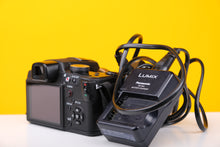 Load image into Gallery viewer, Panasonic LUMIX FZ38 Digicam
