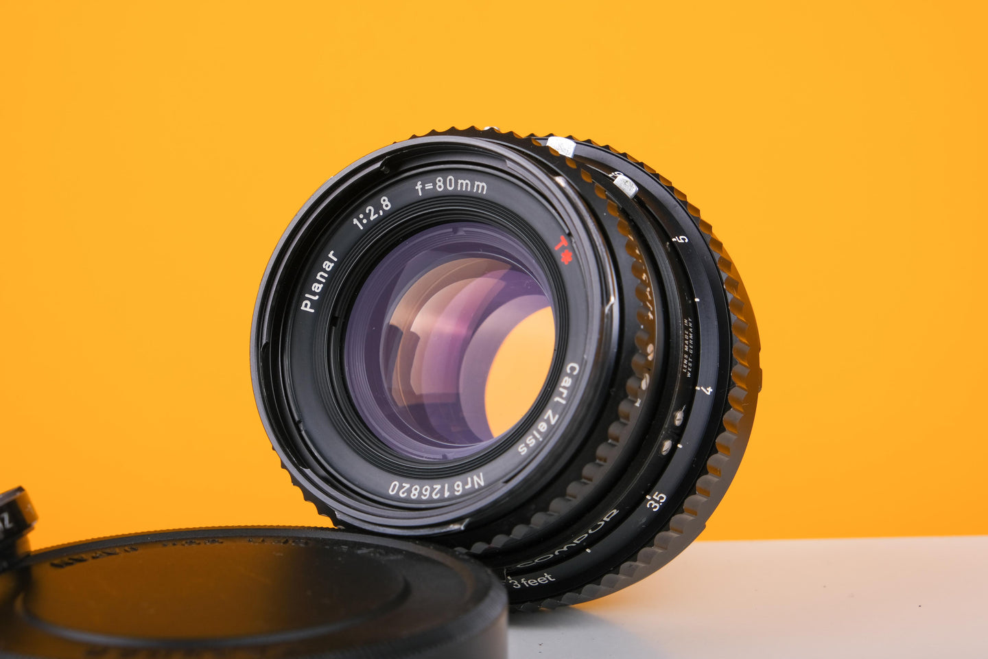 Hasselblad Carl Zeiss Planar C 80mm f/2.8 T Lens