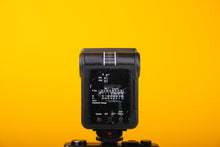 Load image into Gallery viewer, Cobra Auto 210 flash
