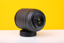 Load image into Gallery viewer, Nikon AF-S Nikkor 18-135mm f/3.5 ED DX
