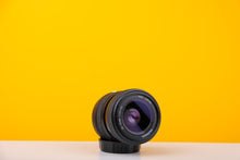 Load image into Gallery viewer, Tamron 28-70mm f3.5-4.5 Universal Mount

