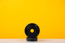 Load image into Gallery viewer, Tamron 28-70mm f3.5-4.5 Universal Mount

