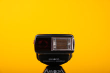 Load image into Gallery viewer, Minolta Program 2000xi Flash

