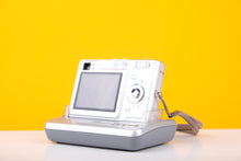 Load image into Gallery viewer, Casio Exilim EX Z40 Digicam
