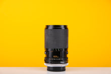Load image into Gallery viewer, Tamron 35-135mm f3.5-4.5 Lens For Canon FD Mount
