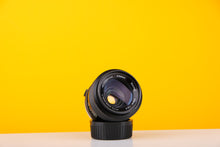 Load image into Gallery viewer, Vivitar 35mm f2.8 Lens For OM Mount
