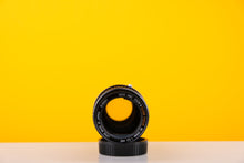 Load image into Gallery viewer, Hoya HMC Zoom Close Focus 80-200mm f5.5 Lens for OM Mount
