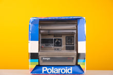 Load image into Gallery viewer, Polaroid 600 Land Camera Amigo
