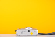 Load image into Gallery viewer, Fujifilm ZoomDate 1300 35mm Point and Shoot Film Camera
