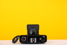 Load image into Gallery viewer, Ricoh FF1 35mm Viewfinder Film Camera
