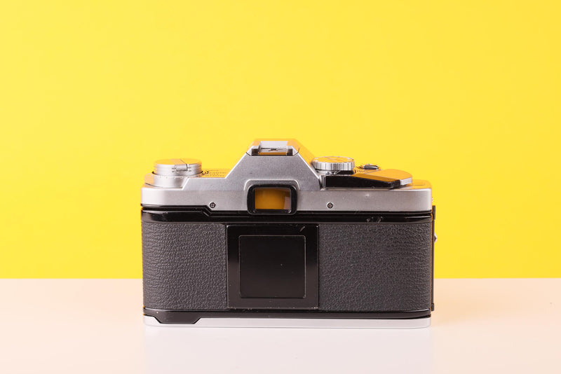 Olympus OM30 Vintage SLR 35mm Film Camera with Miranda 28-70mm f3.5 Zoom Lens