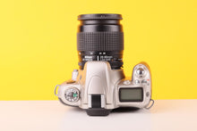 Load image into Gallery viewer, Nikon F55 35mm SLR Film Camera with Nikon Nikkor 28-80mm f3.5-5.6 Lens
