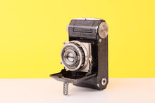 Load image into Gallery viewer, Kodak Retina Compur Folding Camera With Retina-Xenar 3.5/50mm Lens

