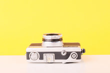 Load image into Gallery viewer, Fujica Compact 35 35mm Point and Shoot Film Camera
