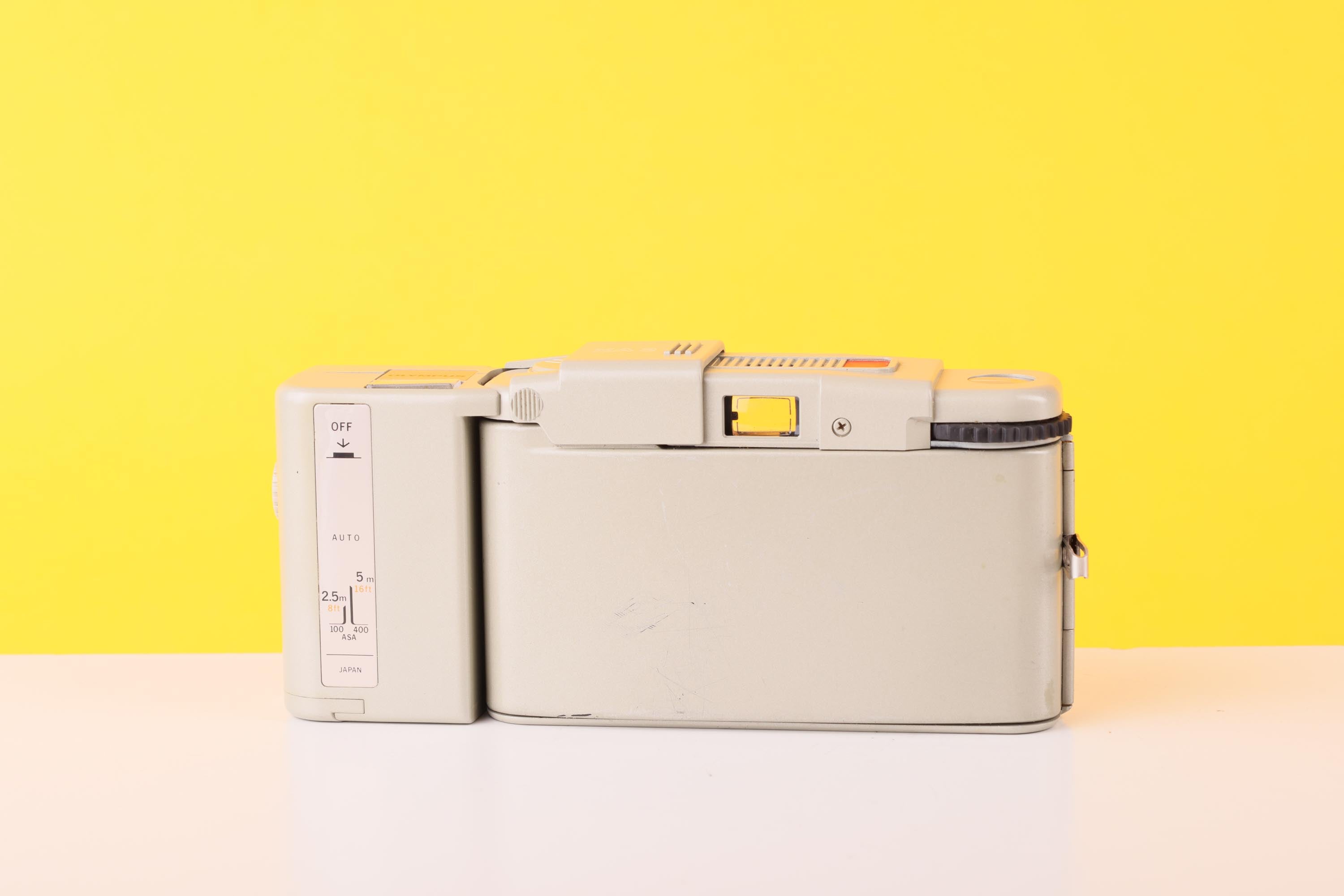 ⭐️希少⭐️完動品⭐️ OLYMPUS XA2 アーバンホワイト 動作確認済み Olympus XA2 Urban White 35mm Point and Shoot Film Camera with A11