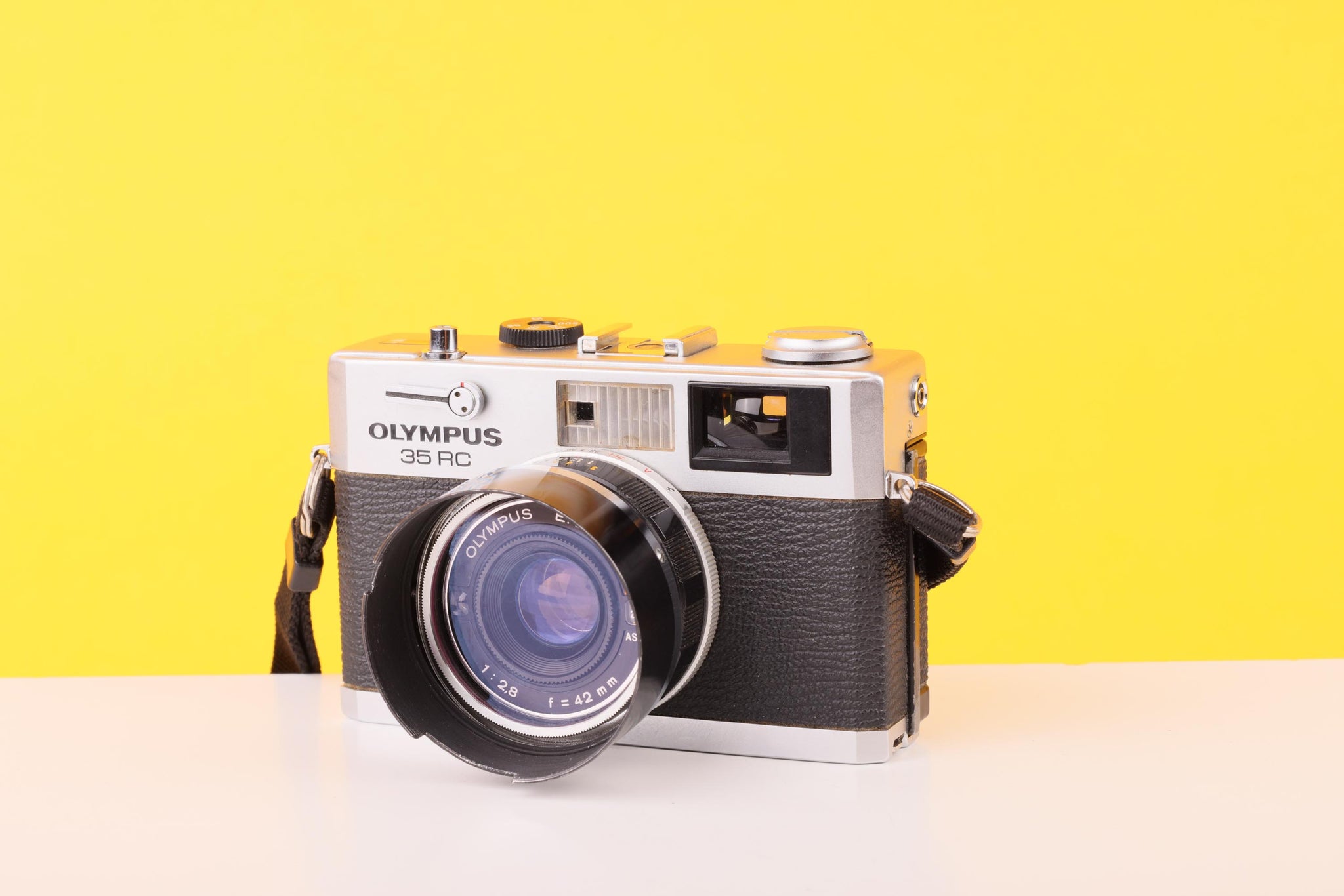 Beginners Olympus Film Cameras UK | Vintage & 35mm Olympus Cameras