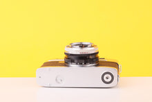 Load image into Gallery viewer, Minolta A3 35mm Rangefinder Film Camera
