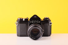 Load image into Gallery viewer, Asahi Pentax SV Black 35mm Film Camera with SMC Takumar 55mm f/2 Lens
