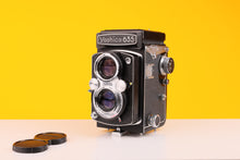 Load image into Gallery viewer, Yashica 635 120 Medium Format Camera
