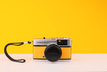 Load image into Gallery viewer, Original Lens Cap for Olympus Trip 35
