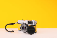 Load image into Gallery viewer, Original Lens Cap for Olympus Trip 35
