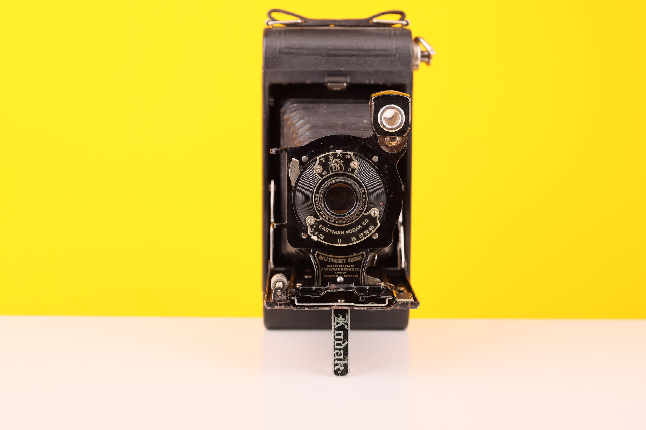 Pocket Kodak Model 1 Folding Film Camera With Original Case and Manual