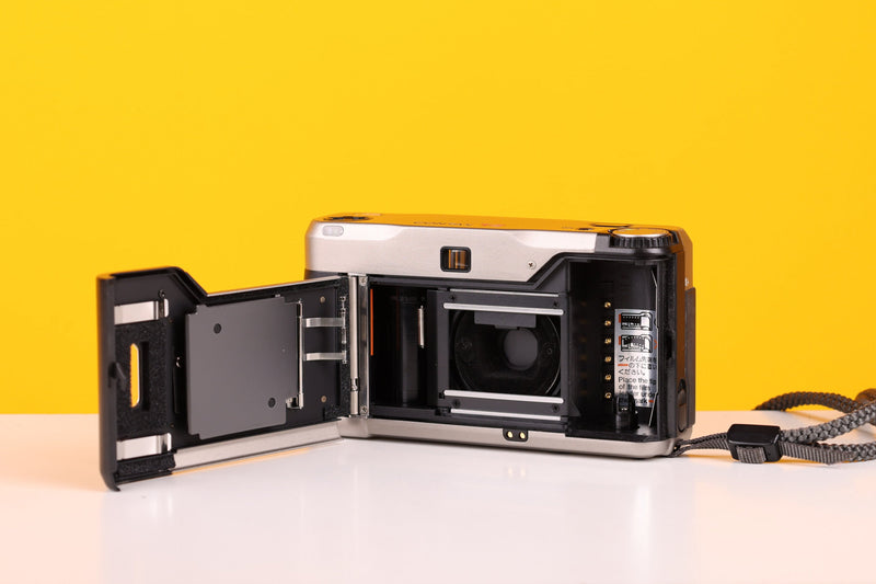 Contax T2  point and shoot 35mm film camera Boxed