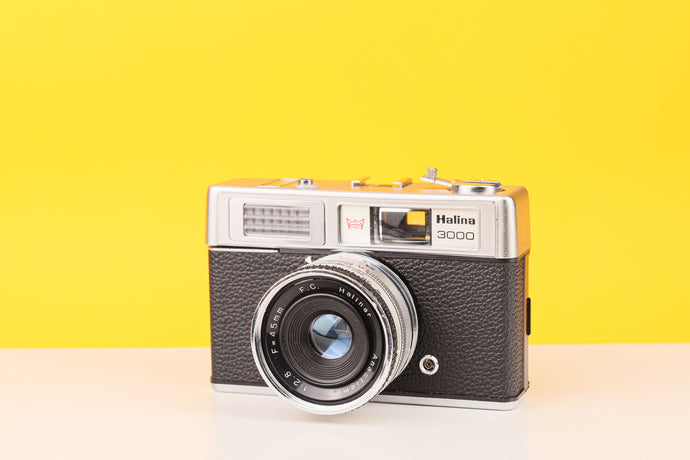 Halina 3000 35mm Viewfinder Film Camera with Halinar 45mm f2.8 F.C. Lens