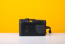 Load image into Gallery viewer, Konica Pop-10 35mm Film Point and Shoot Camera
