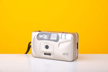 Load image into Gallery viewer, LeClic LC17 35mm Film Point and Shoot Camera
