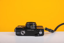 Load image into Gallery viewer, Minolta Hi-Matic S2 35mm Point and Shoot Film Camera
