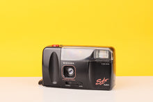 Load image into Gallery viewer, Miranda Solo MD Focus Free 45mm Film Camera
