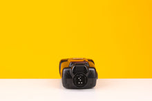 Load image into Gallery viewer, Nikon Speedlight SB-25 Flash
