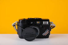Load image into Gallery viewer, Nikon L34AW AF 35mm Underwater Point and Shoot Film Camera

