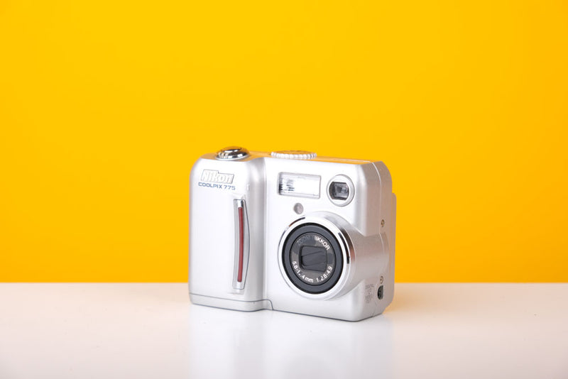 Nikon Coolpix 775 Digital Camera