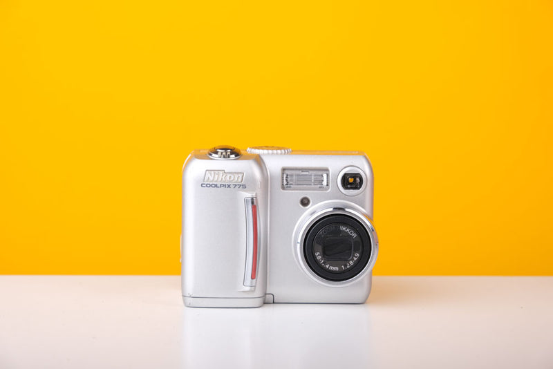 Nikon Coolpix 775 Digital Camera