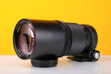 Load image into Gallery viewer, Olympus 300mm f4.5 Auto-Tele OM Mount Lens with Leather Case
