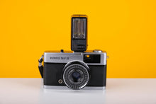Load image into Gallery viewer, Olympus PS200 Flash
