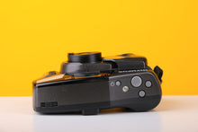 Load image into Gallery viewer, Olympus Superzoom 700BF 35mm Point and Shoot Film Camera
