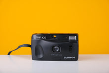 Load image into Gallery viewer, Olympus Trip 100 35mm Film Point and Shoot Camera
