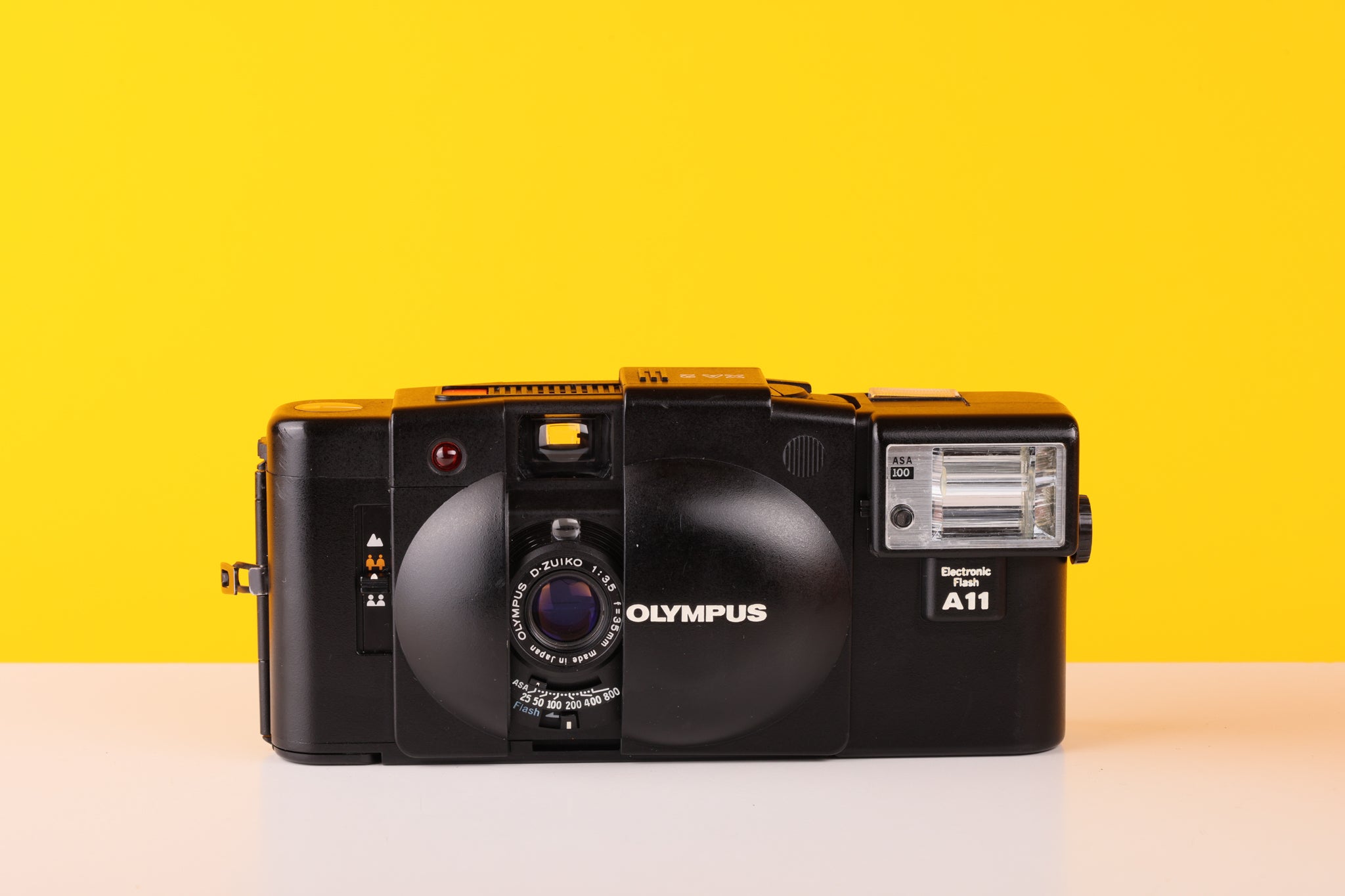 Olympus XA2 35mm Point and Shoot Film Camera with A11 Flash