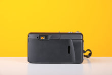 Load image into Gallery viewer, Olympus Superzoom 76G 35mm Point and Shoot Camera
