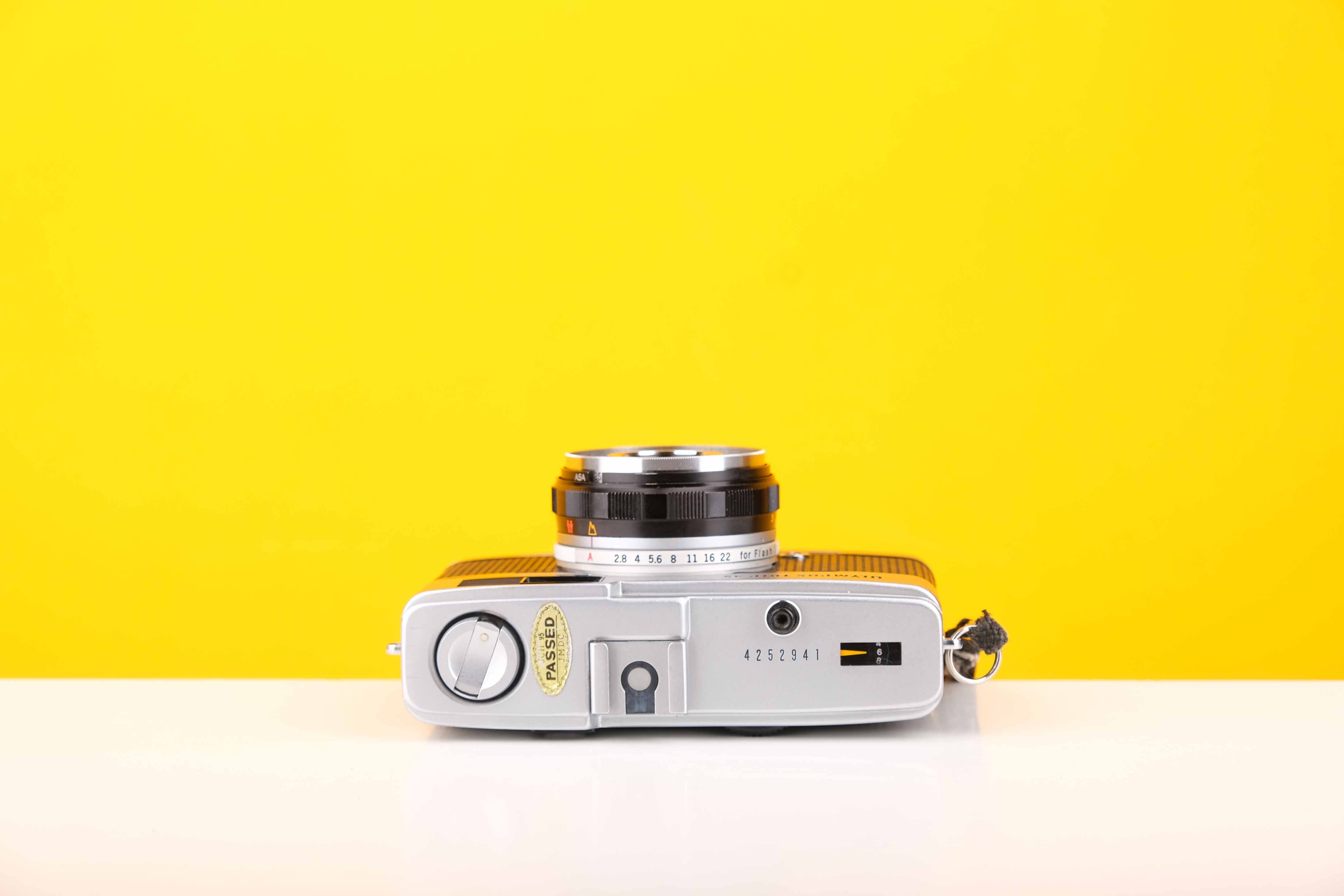 Olympus Trip 35 35mm Film Camera Shop UK | Zuiko f2.8 Lens