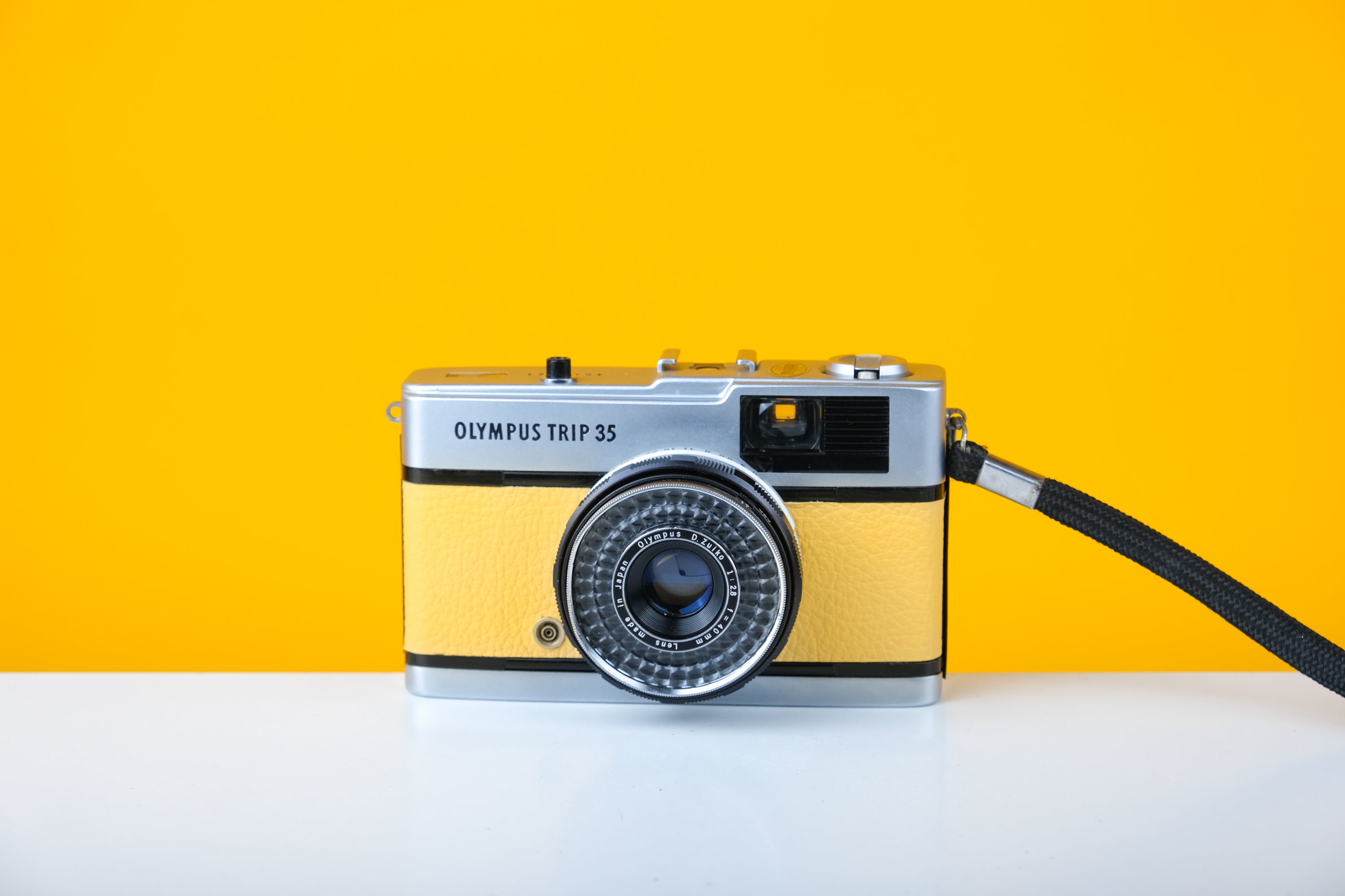 Olympus Trip 35 Vintage Film Camera with Zuiko 40mm f2.8 Lens