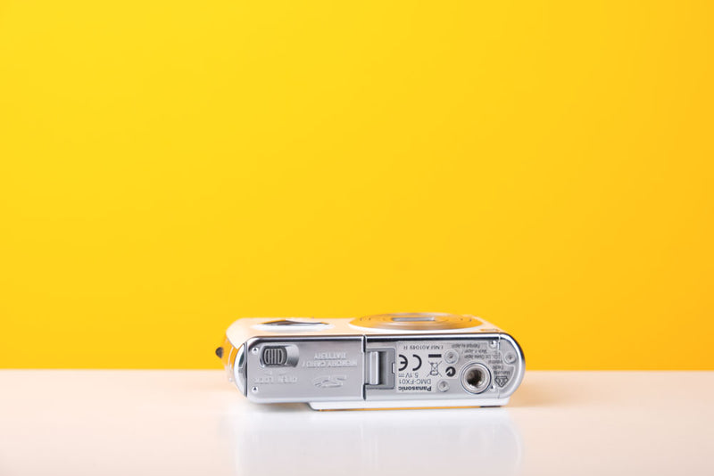 Panasonic Lumix DMC-FS16 Digital Camera