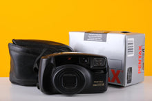 Load image into Gallery viewer, Pentax Zoom 105-R 35mm Point and Shoot Film Camera Boxed
