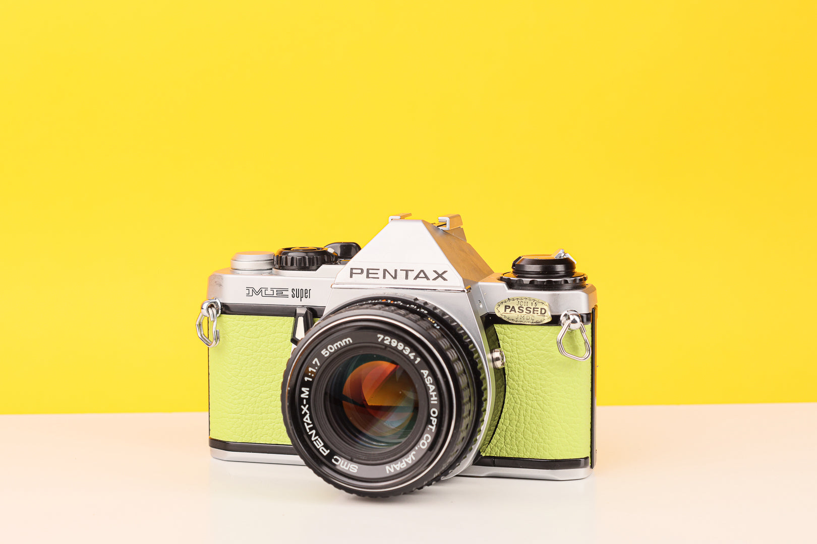 フィルムカメラ PENTAX ME SUPER / SMCP-M 50/1.7 Pentax ME Super Vintage 35mm Film Camera with SMC Pentax-M