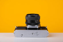 Load image into Gallery viewer, Asahi Pentax SP500 35mmSLR Film Camera with a Yashica 50mm f/1.7 Lens
