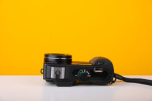 Load image into Gallery viewer, Ricoh Caplio GX Digital Camera
